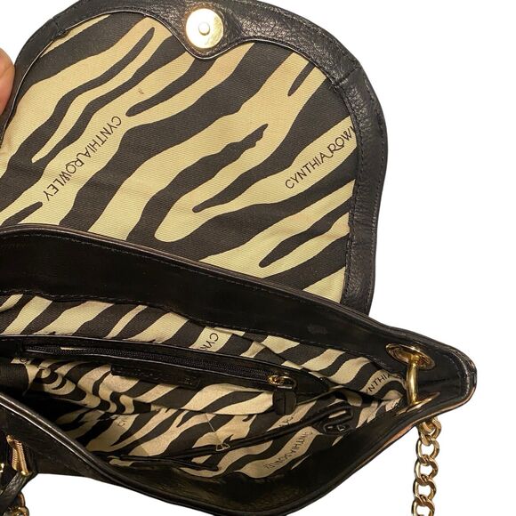 Cynthia Rowley Pebbled Black Leather Crossbody Shoulder bag Chain Strap - Picture 3 of 8